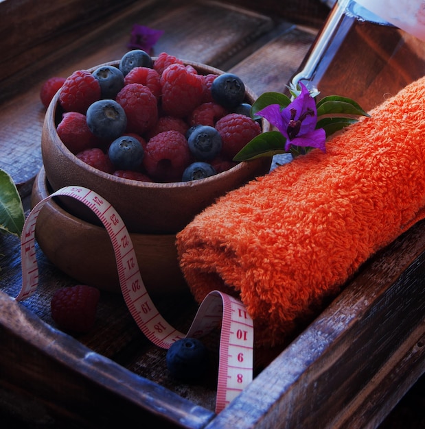 Oczyszczanie organizmu: Metody, korzyści i dieta detoksykacyjna