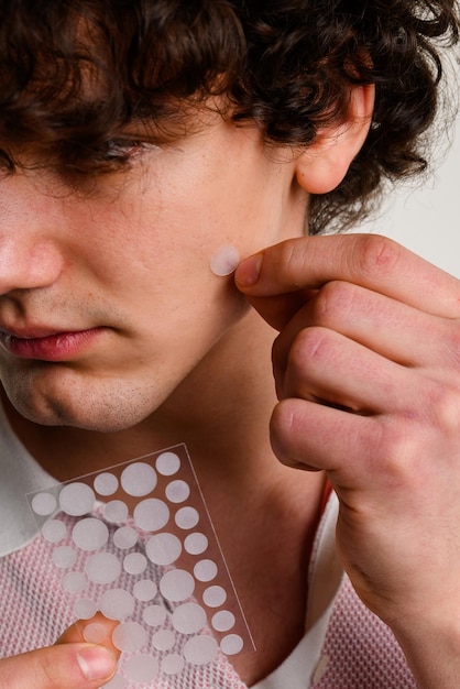 Pryszcz jak guz – Przyczyny, Objawy i Skuteczne Leczenie